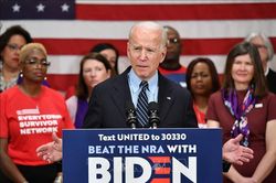 Bầu cử Mỹ 2020: Ông Joe Biden lần đầu xuất hiện sau hai tháng giãn cách xã hội