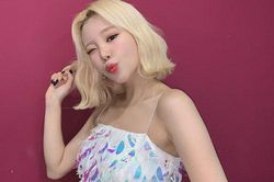 JooE (Momoland) bị chê 'lừa đảo' khi đăng ảnh thẻ không tì vết
