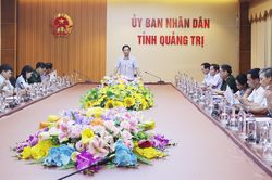 Vừa tiếp tục phòng chống dịch vừa ổn định đời sống Nhân dân và phát triển kinh tế- xã hội