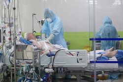 Bệnh nhân 91 có tín hiệu tỉnh, cử động đầu chi sau 2 tháng hôn mê