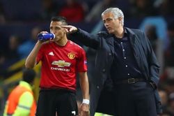 Alexis Sanchez đổ lỗi Mourinho khiến sự nghiệp thê thảm ở MU