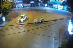 Hãi hùng cảnh tượng tài xế ô tô hất văng CSGT lên nắp capo rồi bỏ chạy