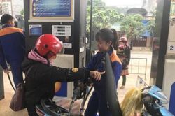 Bộ Công Thương: Xử lý nghiêm hành vi găm hàng chờ tăng giá xăng dầu