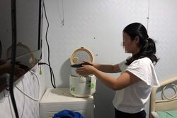 Khát vọng ầu ơ: Xóm... hiếm muộn