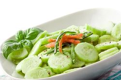 Những loại rau quả nên sử dụng trong mùa hè