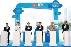 Hà Nội tiếp nhận 24 trạm quan trắc không khí cảm biến