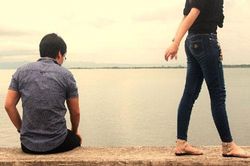 Bỏ người yêu vì chê lông bông, tôi hối hận khi giờ anh mua được nhà
