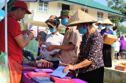Chợ Nhân đạo: Thiết thực, ý nghĩa cho người khó khăn