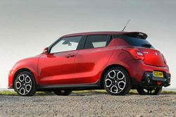 Cận cảnh Suzuki Swift Sport 2020 giá hơn 500 triệu đồng