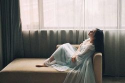 Gái trẻ tưởng đổi đời vì lấy chồng giàu, ai ngờ có ngày cay đắng thế này