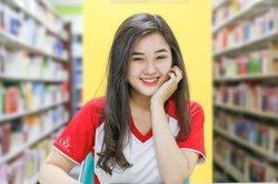Nữ sinh trường trăm triệu học phí khiến bạn 'đổ' ngay từ cái nhìn đầu tiên