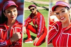H'Hen Niê diện đồ thể thao làm từ vải thổ cẩm Ê Đê, đẹp rực rỡ như đóa hoa rừng núi Tây Nguyên