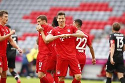Bayern Munich thắng lớn, sắp vô địch Bundesliga