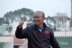 Tuyển Việt Nam: Thầy Park đang tung hỏa mù?