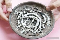 Dù gia đình có giàu đến đâu, cũng đừng vứt bỏ đống tro tàn hương muỗi, bởi nó có hai tác dụng 'kho báu' này