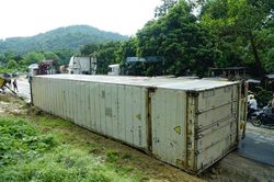 Điện Biên: Lật xe container chở chanh leo tại 'điểm đen' Nà Lơi