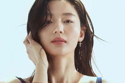 Jeon Ji Hyun khiến CĐM điên đảo khi xuất hiện trong bộ ảnh mới, U40 vẫn xinh đẹp thần thái thế này