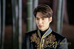 Top 20 nam diễn viên Hàn tháng 5: Hyun Bin đứng nhất, Lee Min Ho theo sau Jang Geun Suk