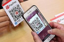 Thanh toán không tiền mặt: Ngày càng được ưa chuộng