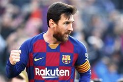 Messi từ chối sử dụng điều khoản tự do rời Barca