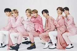 BigHit bất ngờ tung bộ ảnh 'gia đình vui vẻ' của BTS: Trước khi nhập ngũ?