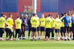 Barca đang sống chung với rủi ro