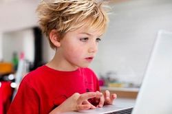 Chân dung hacker nhỏ tuổi nhất thế giới, từng 'xử' điện thoại Tổng thống