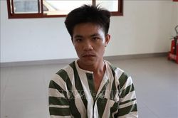 Tạm giữ hình sự đối tượng tàng trữ trái phép chất ma túy