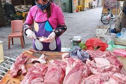 Sau quyết định nhập lợn sống về giết mổ để bình ổn, giá thịt ở chợ dân sinh thế nào