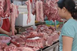 3 bài toán chi tiêu khi đi chợ lúc thịt lợn tăng giá