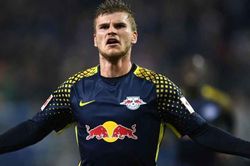 Timo Werner ghi bàn sau pha phất bóng hoàn hảo của thủ môn