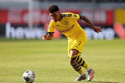 Cuộc đua tam mã giành chữ ký của chân sút Jadon Sancho