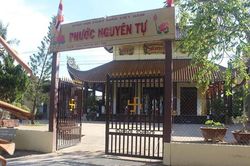 Bắt 2 đối tượng 'khoắng' 20 cây vàng của nhà chùa
