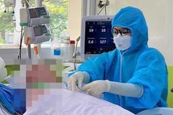 Bệnh nhân mắc COVID-19 nặng nhất ở Việt Nam tỉnh táo hoàn toàn