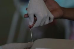 Brazil sẽ thử nghiệm lâm sàng vaccine phòng COVID-19 của Đại học Oxford