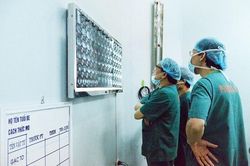 Bệnh nhân mắc u tuyến thượng thận hai bên hiếm gặp