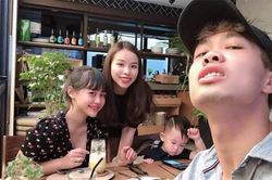 Hình selfie hiếm hoi Công Phượng để lộ vợ sắp cưới trên trang cá nhân