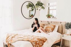 Tốn tiền triệu mua đồ dưỡng da nhưng vẫn bị lên mụn, nguyên nhân hóa ra đến từ drap giường