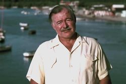 Tự truyện chưa từng công bố của Ernest Hemingway được xuất bản