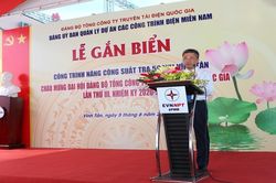 Hoàn thành gắn biến công trình chào mừng Đại hội Đảng cho Trạm biến áp Vĩnh Tân