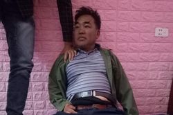 Bắt đối tượng mua bán 2 bánh heroin và gần 6.000 viên ma túy tổng hợp