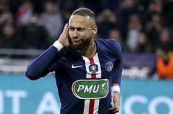 PSG lại 'tát cho Barca tỉnh ngủ' vụ Neymar