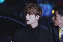 Cuộc điện thoại tống tiền giữa đêm và bí mật 'động trời' của người chồng hoàn hảo