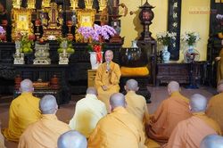 TP.HCM : Chư Tăng Phật giáo Q.10 tác pháp an cư