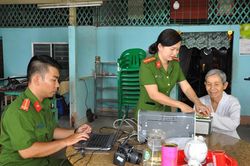 Nhiều tấm gương Công an tiêu biểu học tập, làm theo lời Bác