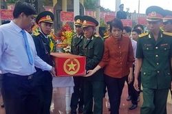An táng hài cốt 17 liệt sĩ đặc công