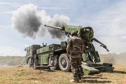 Quân đội Czech trang bị pháo tự hành mới của Pháp