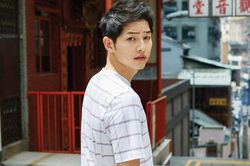 Song Joong Ki đột ngột bỏ vai chính trong bom tấn điện ảnh