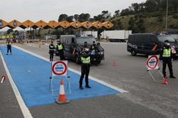 Italy và Tây Ban Nha kêu gọi EU mở cửa biên giới đồng bộ