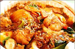 Cách làm gà xào cay đổi vị cho bữa cơm cuối tuần